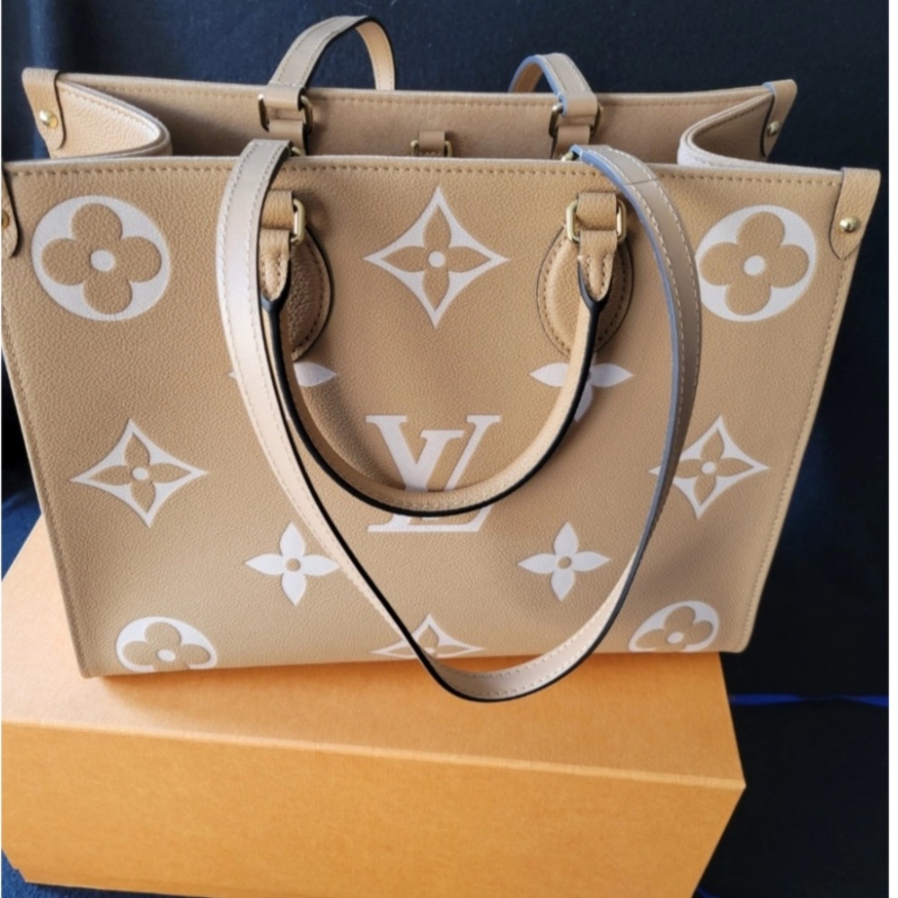 Limited Color Louis Vuitton * OTG MM